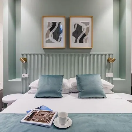 Epoca בית הארחה 4*